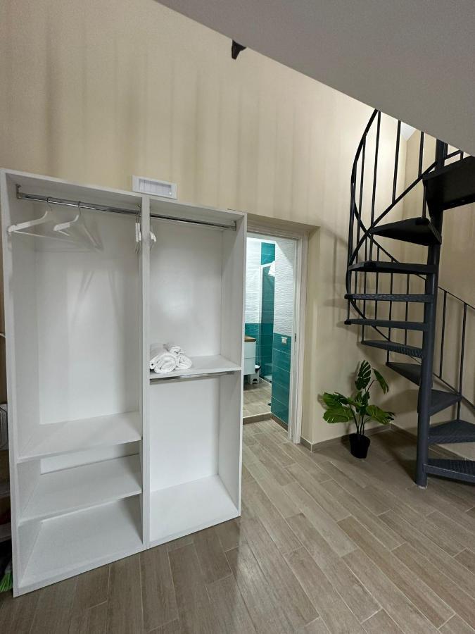 Napoli Centro - La Casa Di Sasa Acomodação com café da manhã Exterior foto